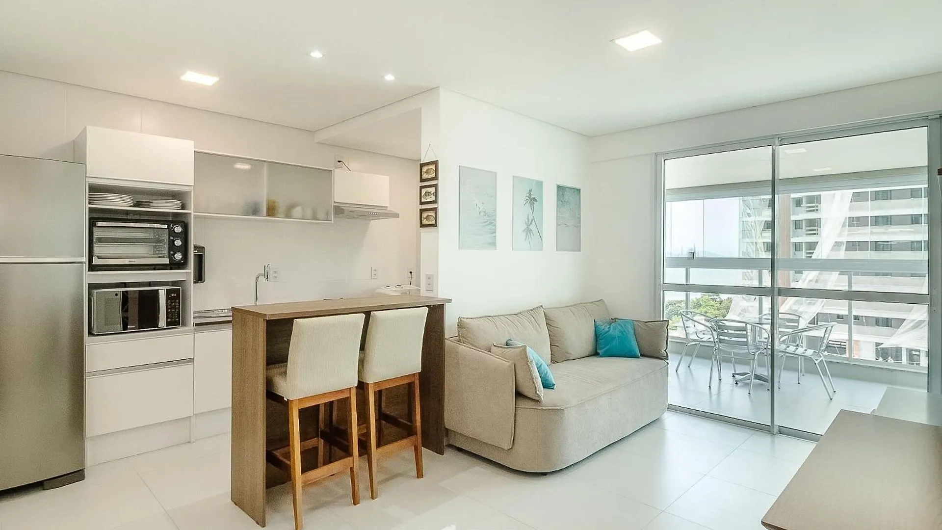 Shc - Condominio C/ Piscina A 50M Da Praia Em Piçarras Brasilien