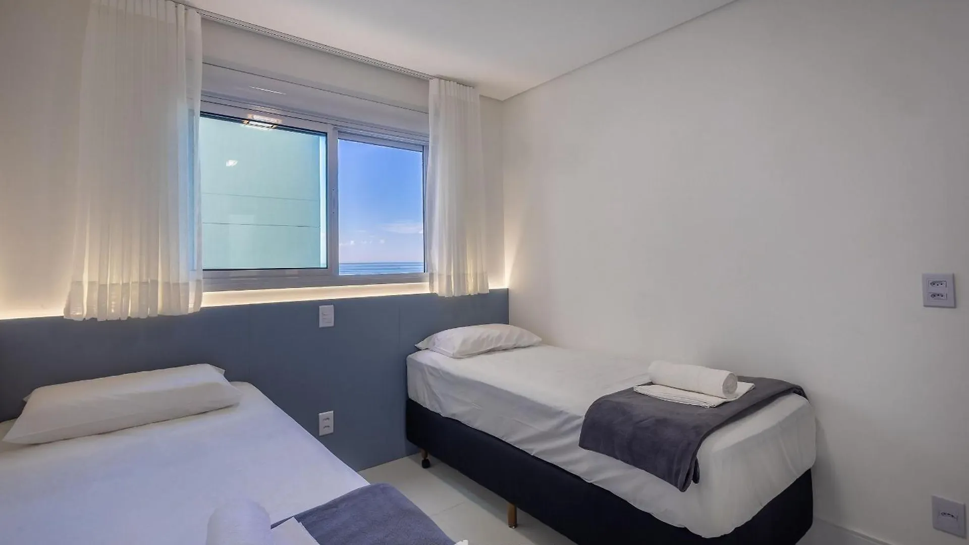 Apartman Shc - Condominio C/ Piscina A 50M Da Praia Em Piçarras Brazília