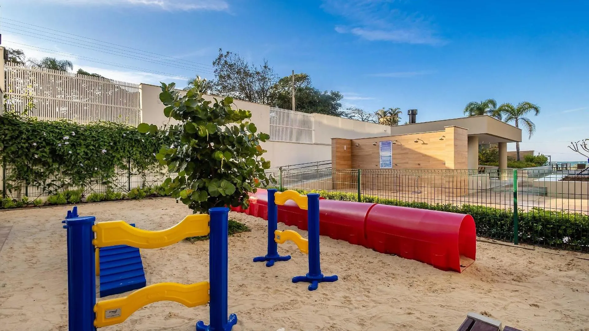 Shc - Condominio C/ Piscina A 50M Da Praia Em Piçarras
