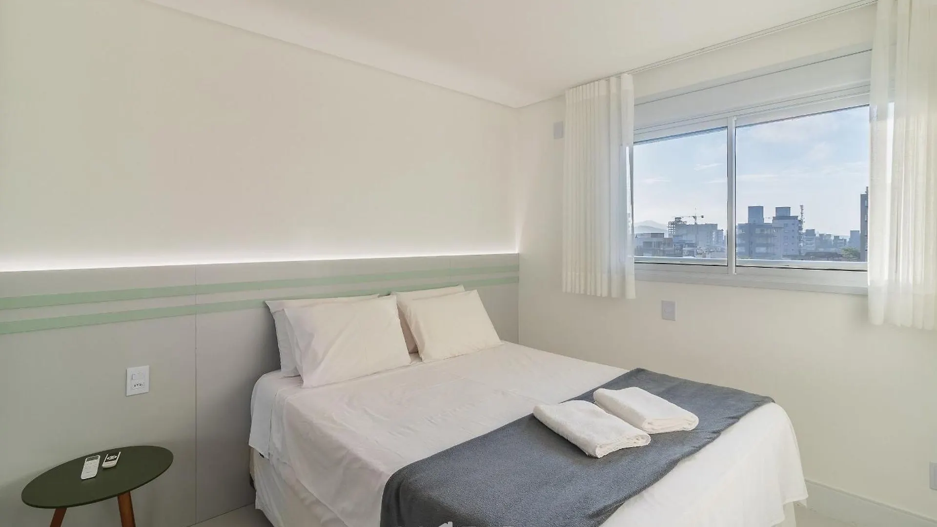 Shc - Condominio C/ Piscina A 50M Da Praia Em Piçarras Lejlighed